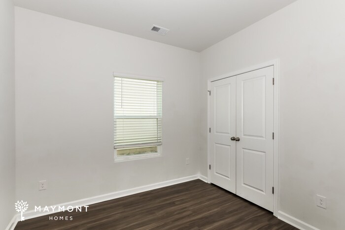 Building Photo - 163 Dorian Lp