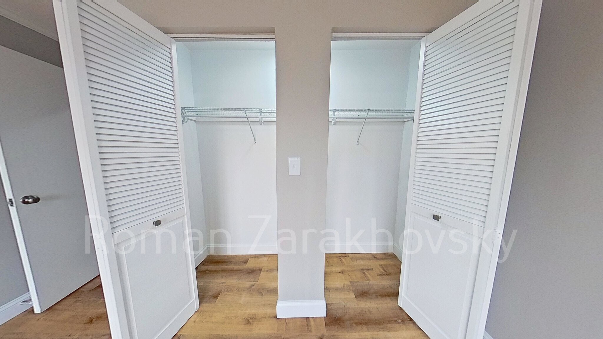 Building Photo - 979 Fellsway Rd