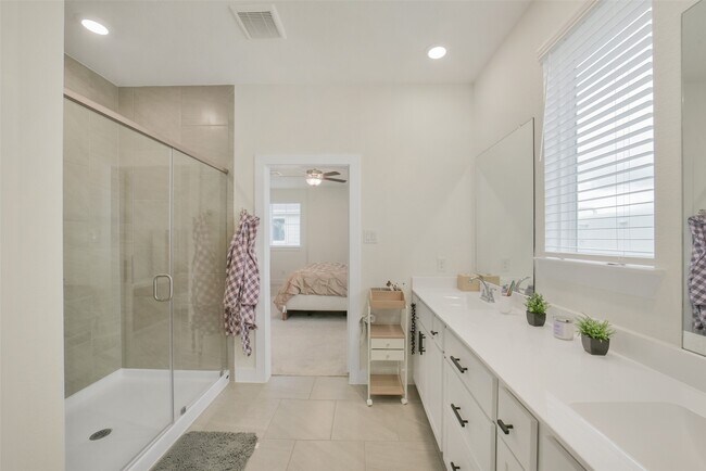 Building Photo - 7834 Swooping Swallow Ln