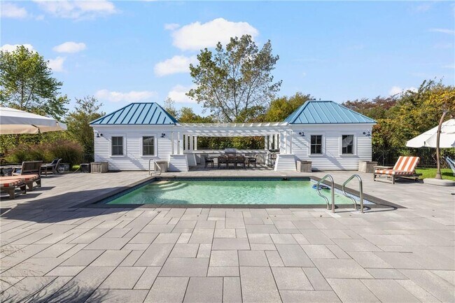 Building Photo - 46 Carnegie Heights Dr