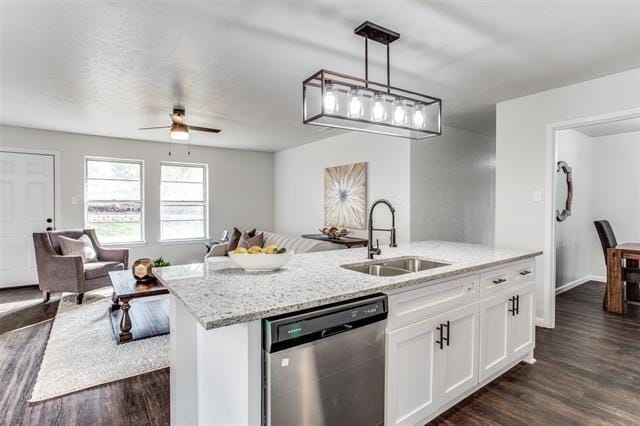 Building Photo - 4013 Burkett Dr