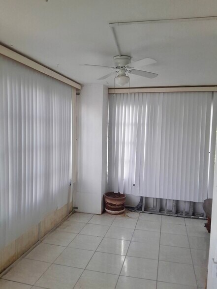 Building Photo - 2551 NW 41st Ave