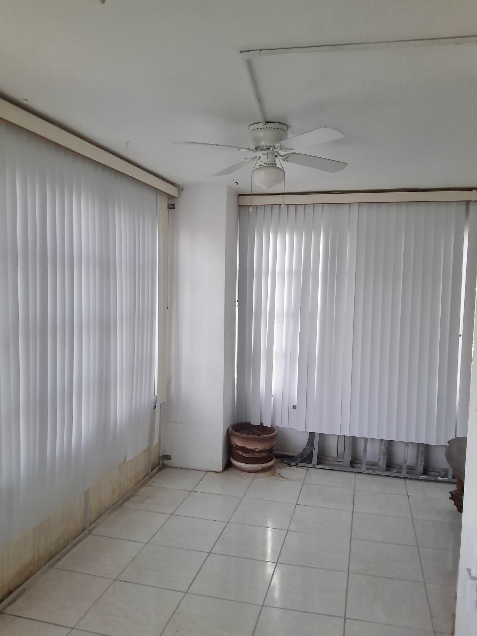 Building Photo - 2551 NW 41st Ave