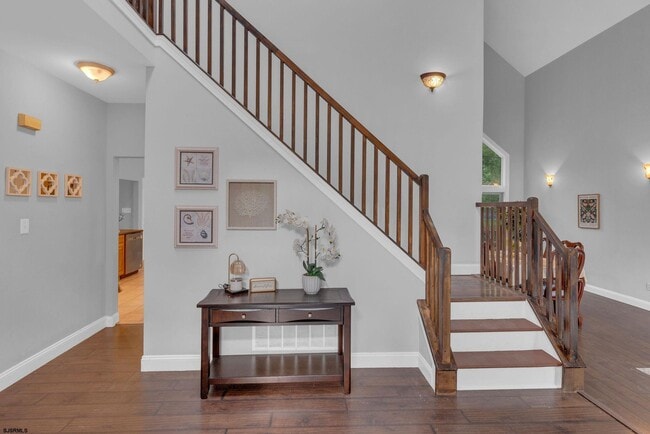 Building Photo - 209 Shady Knoll Ln