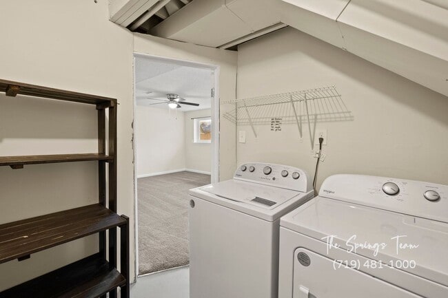 Building Photo - CHARMING 4BD on QUIET EASTBOROUGH CUL-DE-SAC- Security Deposit Waiver Available