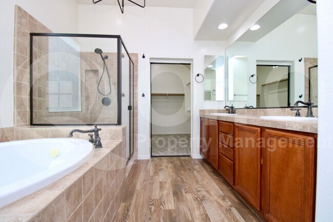 Building Photo - 3768 E Gemini Pl