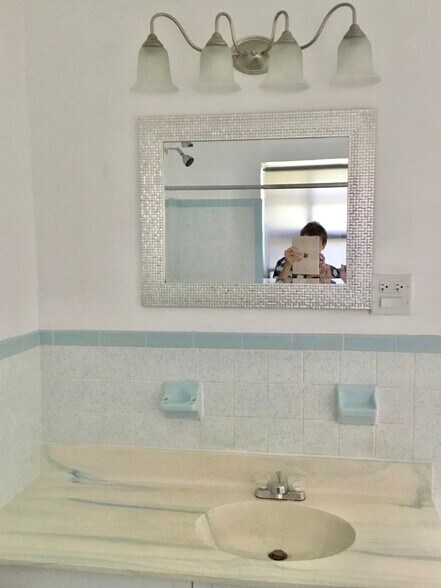 Building Photo - 15623 SE 92nd Ct