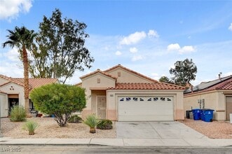 Building Photo - 9573 Paradise Rd