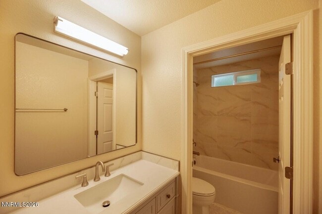 Building Photo - 7562 Wheeldale Cir