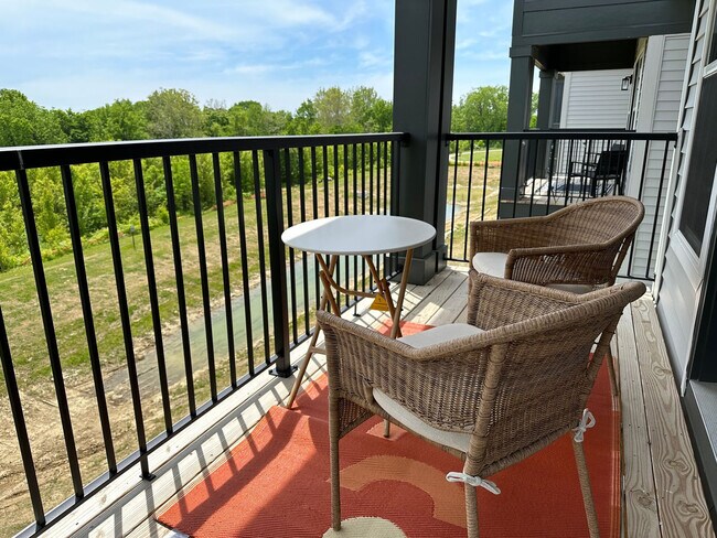 Building Photo - 5102 Aldersgate Dr