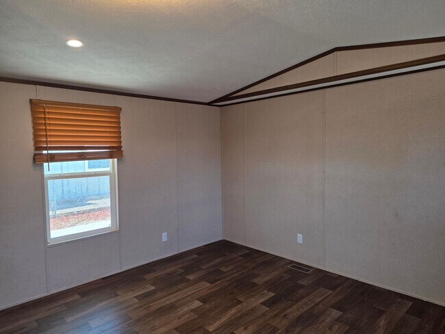 Building Photo - 1775 Sea Creek Dr