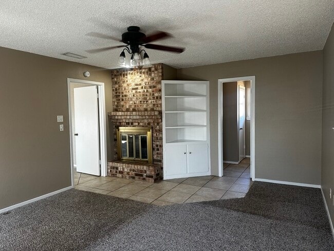 Building Photo - Country living near town! 3 bed 2 bath hom...