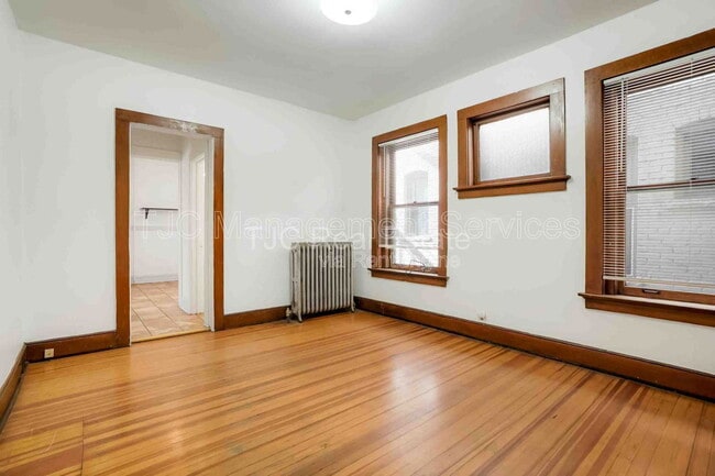 Building Photo - 2316 E 12th Ave