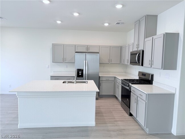 Building Photo - 9992 S Ullom Dr