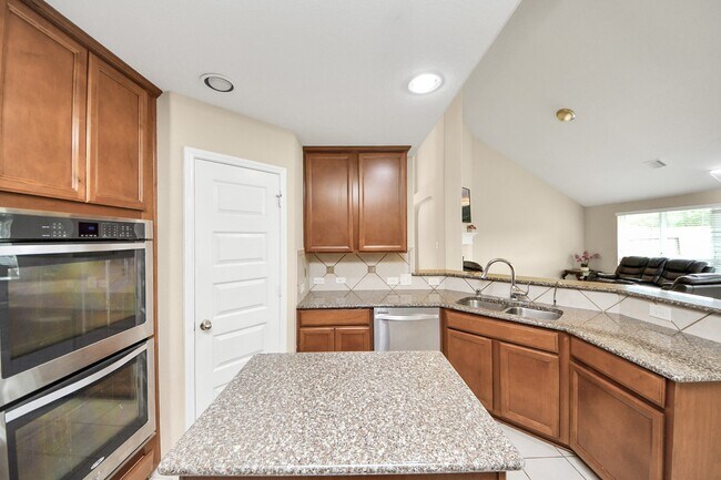 Building Photo - 15210 Paxton Landing Ln