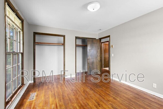 Building Photo - 3127 Larkspur Dr