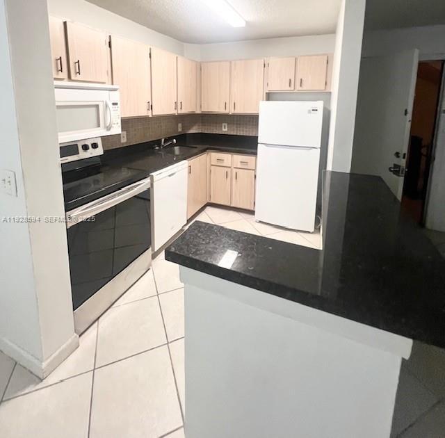 Primary Photo - 10717 Cleary Blvd