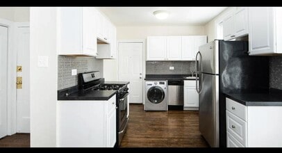 Building Photo - 1 bedroom in Chicago IL 60613