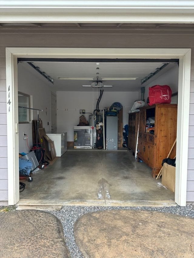 Building Photo - 1141 Lower Kimo Dr