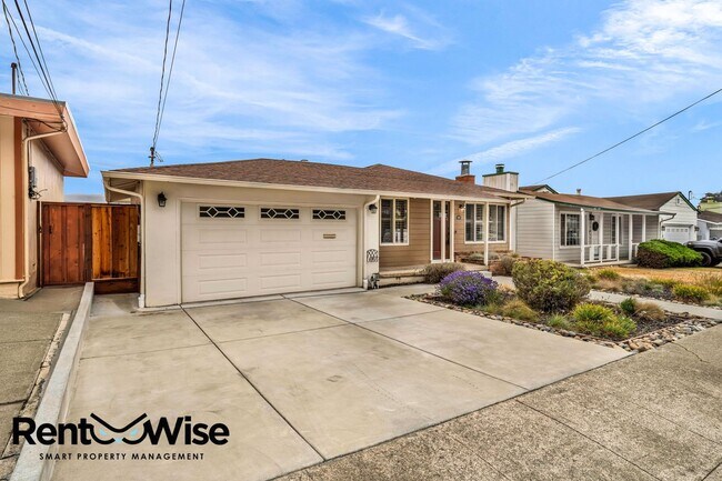 Building Photo - 338 Arbor Dr