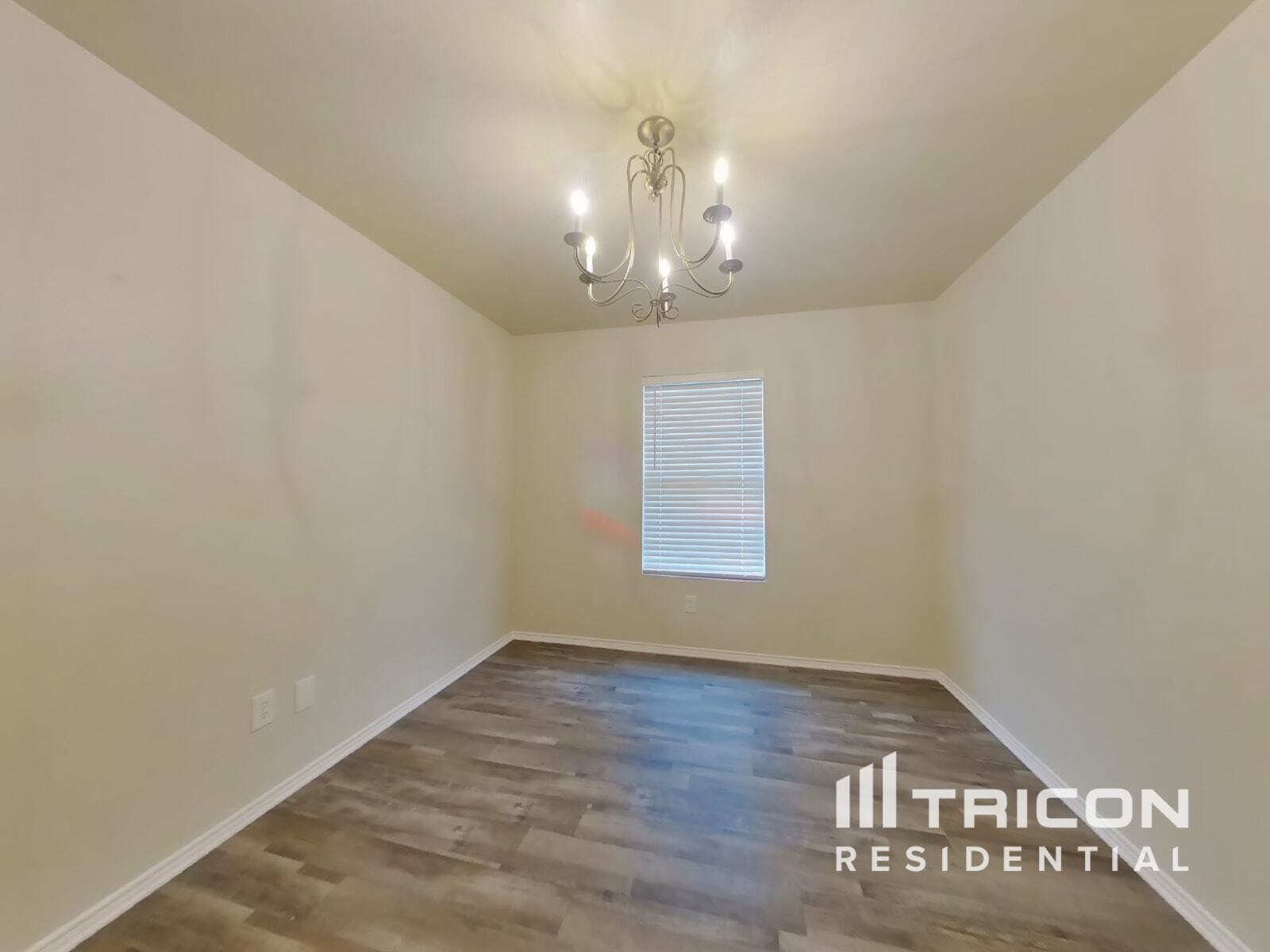 Building Photo - 641 Rosario Ln