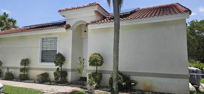 Building Photo - 2604 SW 188th Ave