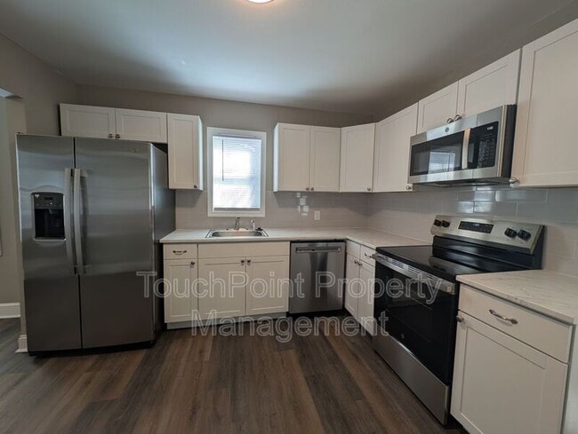 Building Photo - 716 Stonewall Ct