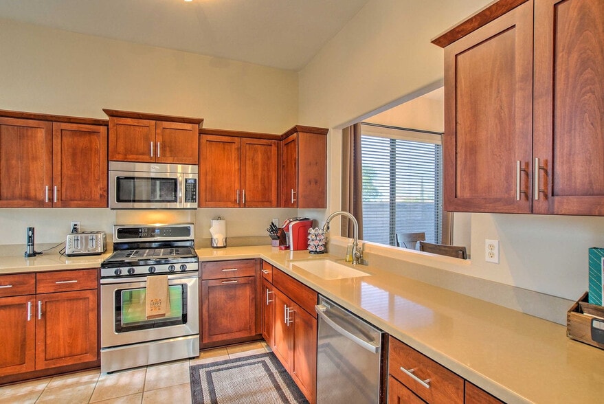 Building Photo - 10342 E Tierra Buena Ln