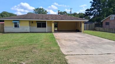 Building Photo - 112 Walter Dr