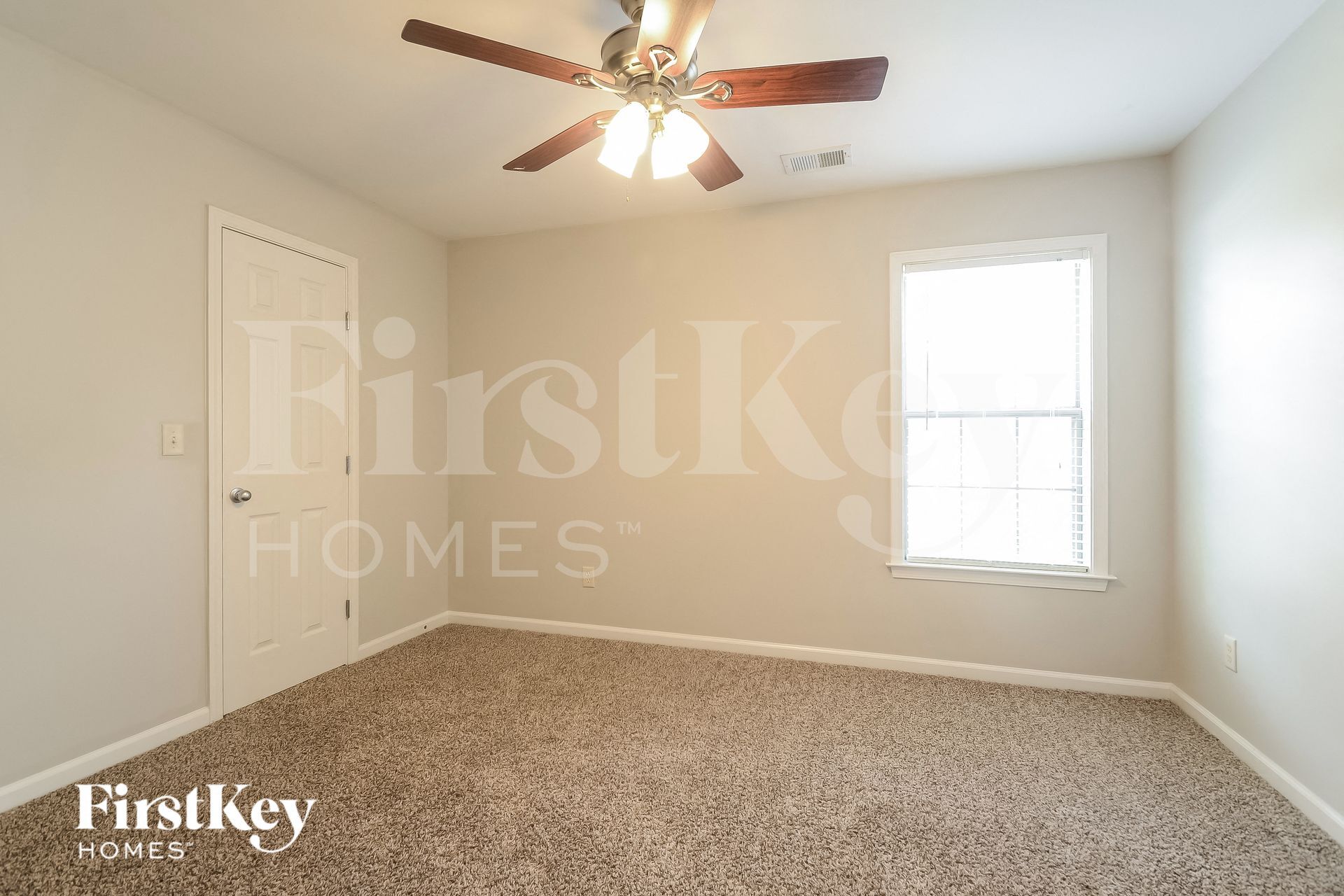 Building Photo - 213 Queens Gate