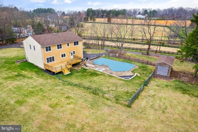 Building Photo - 3554 N Sugan Rd