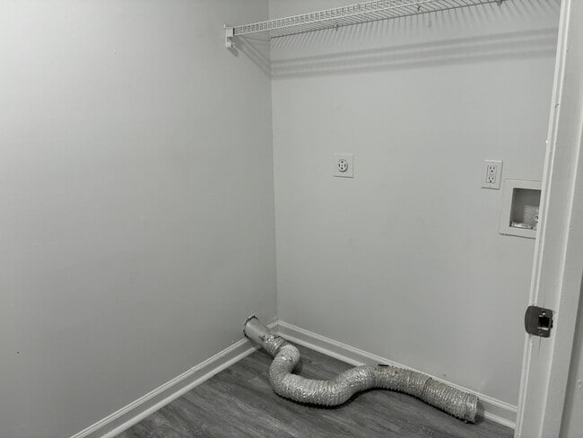 Building Photo - Cozy Ranch in Shawnee