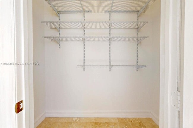 Building Photo - 3180 New York St