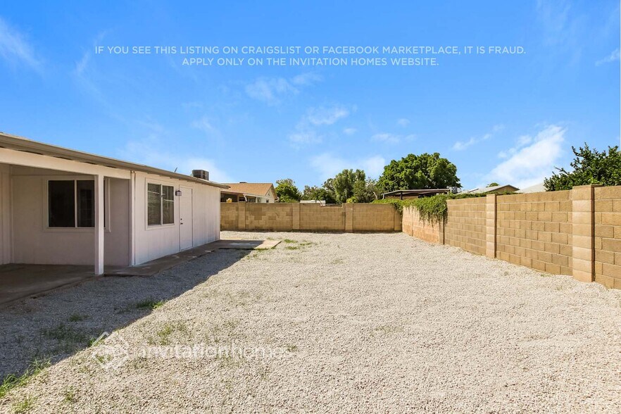 Building Photo - 5636 W Hatcher Rd