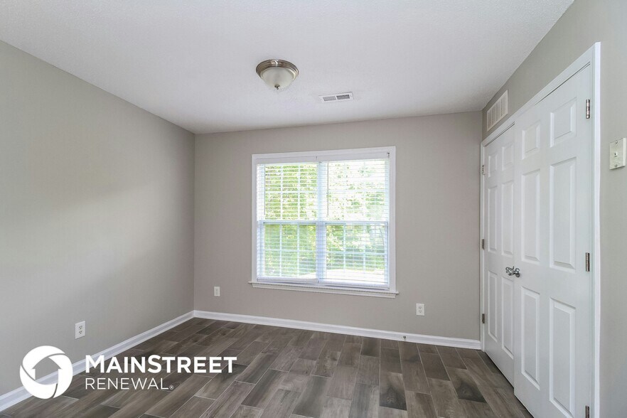 Building Photo - 3801 Heather View Ln