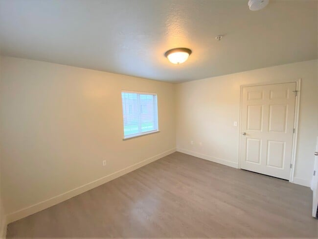 Building Photo - 1784 W 1300 S