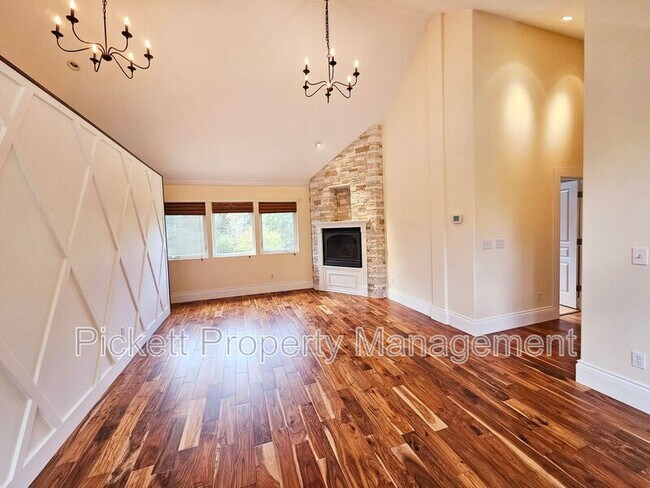 Building Photo - 27201 WA-3