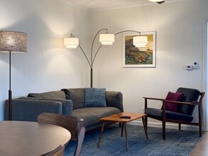 Building Photo - Spacious 2-Bedroom, 3-Bath Home in Spokane with Modern Comforts