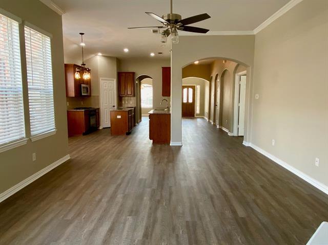 Building Photo - 1813 Glen Aerie Dr