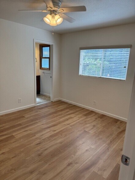 Building Photo - 2129 Ellison Dr