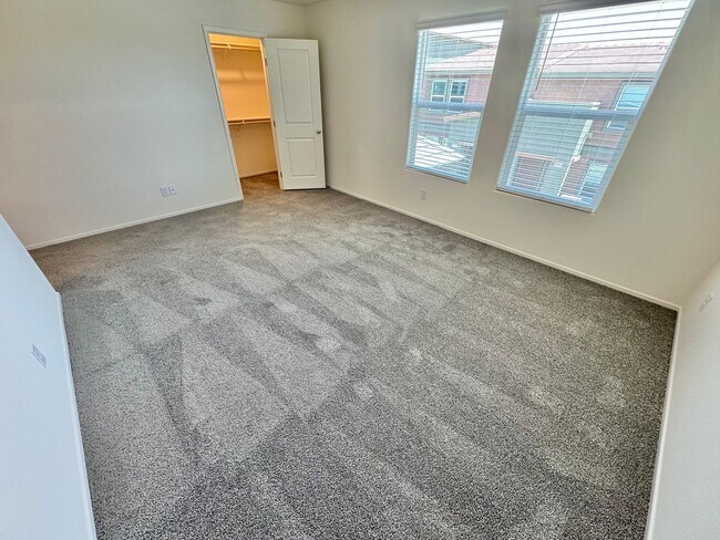 Building Photo - *NEW BUILD* BEAUTIFUL 2-STORY 3 BEDROOM, 2...