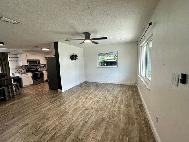 Building Photo - 2781 Fulford St