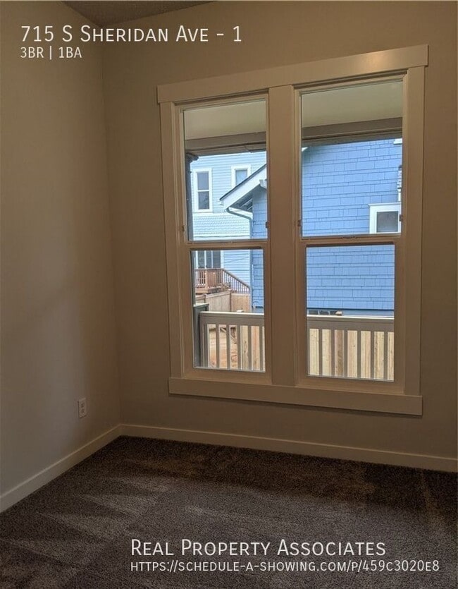 Building Photo - 715 S Sheridan Ave