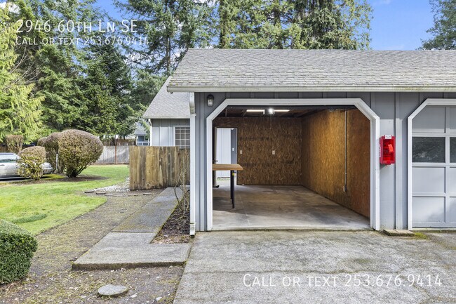 Building Photo - 2946 60th Ln SE