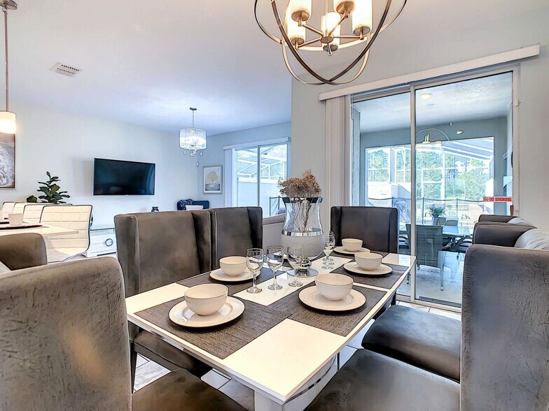 Building Photo - 580 Pebble Beach Dr