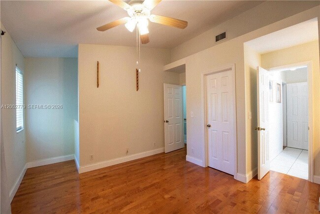 Building Photo - 81 SW 3rd St