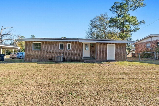 Building Photo - 1413 Springview Dr