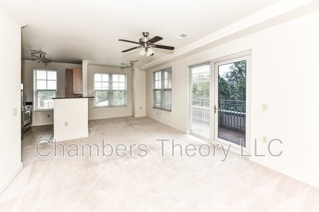 Building Photo - 11770 Sunrise Valley Dr