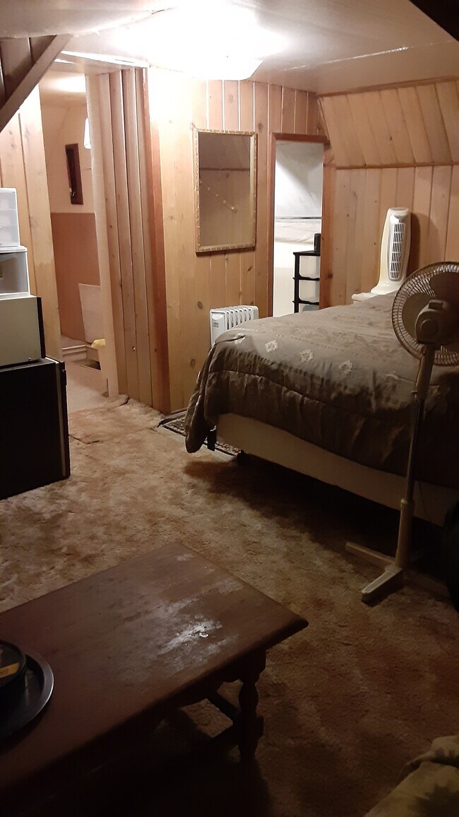 Loft - 2319 S 18th St