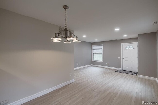 Building Photo - 2621 Thornbrier